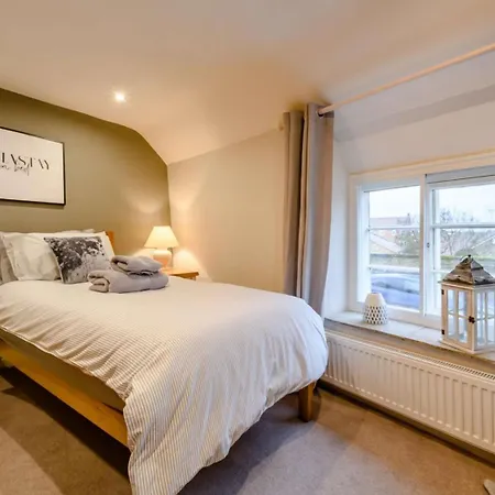 2 Bed In York Oc-91049 *