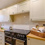2 Bed In York Oc-91049