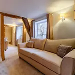 2 Bed In York Oc-91049 * Kirkbymoorside