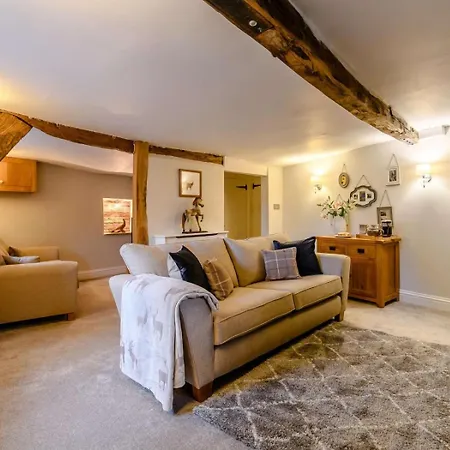 2 Bed In York Oc-91049 *