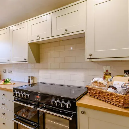 2 Bed In York Oc-91049