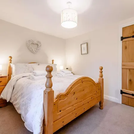 Дом отдыха 2 Bed In York Oc-91049